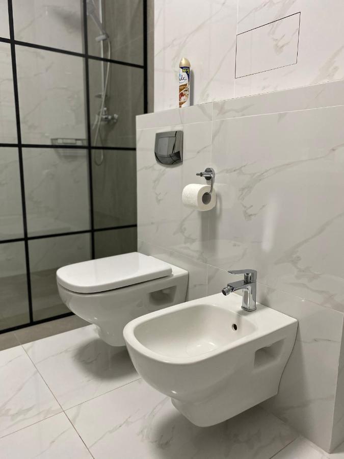 Serbska Apartment Lviv Eksteriør billede