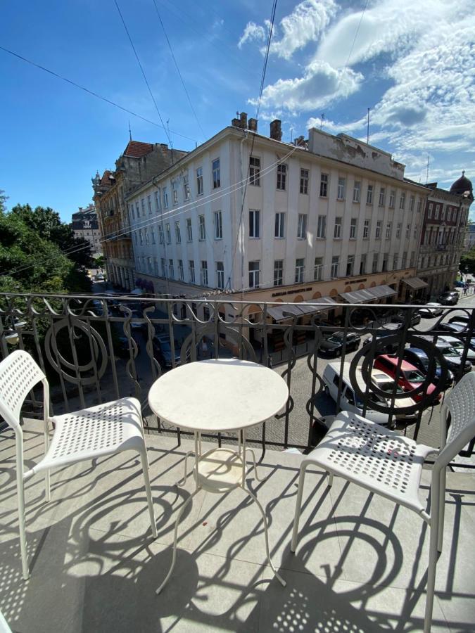 Serbska Apartment Lviv Eksteriør billede