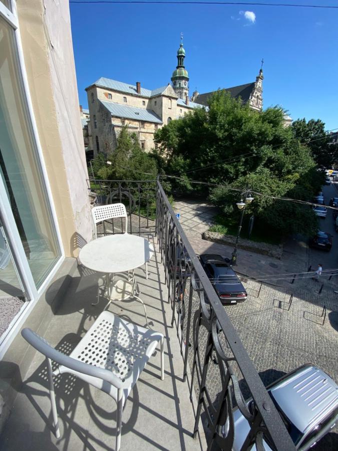 Serbska Apartment Lviv Eksteriør billede